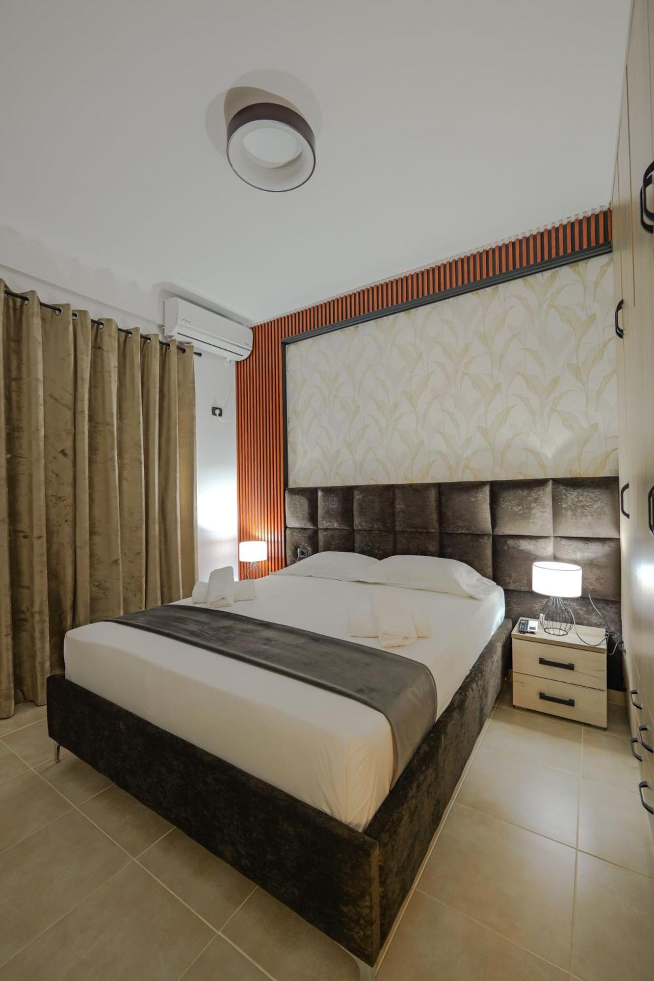 Sunny Apts Apartamento Sarandë